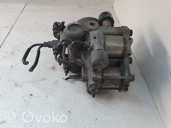 Lexus LS 400 Altra parte del vano motore C184288