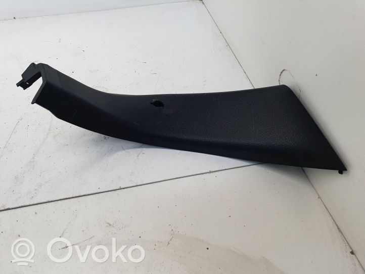 Toyota Auris E180 Garniture latéral de hayon / coffre 6793802060