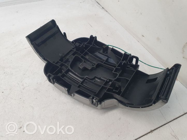 Toyota Yaris Kita centrinė konsolės (tunelio) detalė TG2000010420