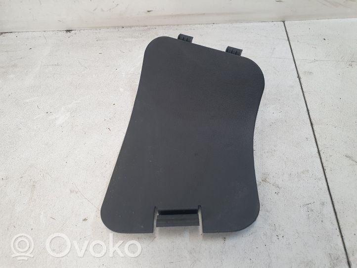 Toyota Prius (XW20) Cubierta del soporte de la lámpara de la luz trasera 6474647010