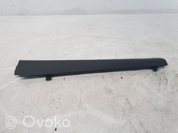 Volkswagen Golf V Rivestimento vano piedi laterale 1K0868223