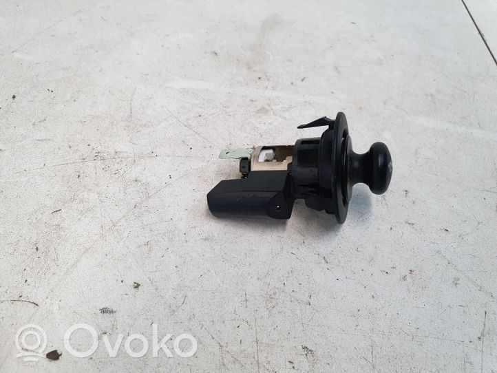 Lexus RX 330 - 350 - 400H Allume-cigare 5547748050