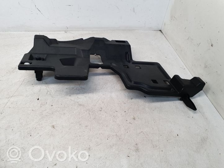 Toyota Yaris Autres pièces du tableau de bord 556060D050