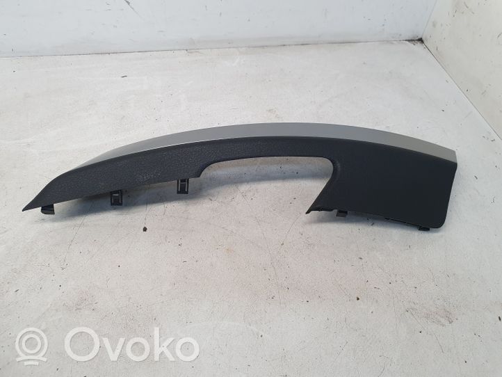 Toyota Auris E180 Muu etuoven verhoiluelementti 7664702020