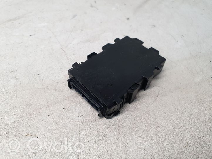 Toyota RAV 4 (XA40) Modulo di controllo accesso 8911142021