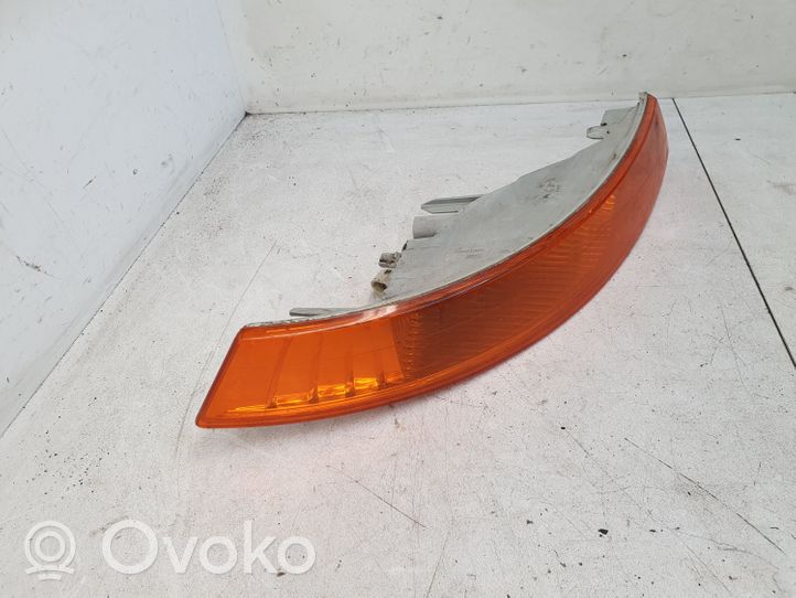 Nissan Navara D23 Priekinis posūkio žibintas 89020826