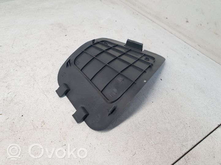 Toyota Prius (XW20) Cubierta del soporte de la lámpara de la luz trasera 6474547020