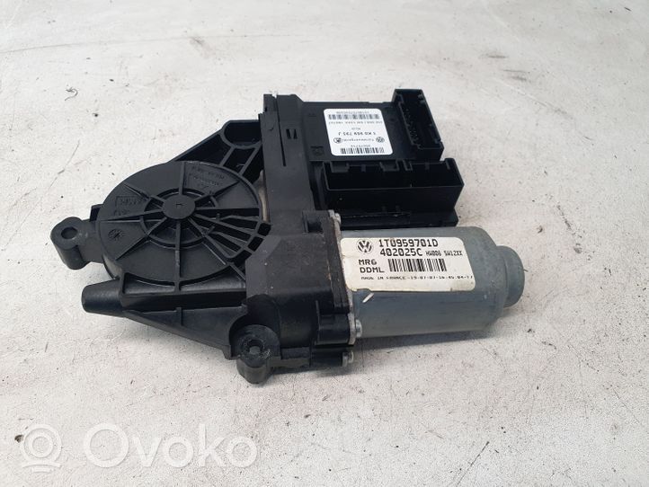 Volkswagen Cross Touran I Moteur de lève-vitre de porte avant 1T0959701D