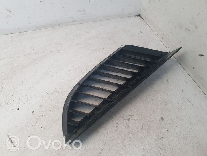 Mitsubishi Colt Maskownica / Grill / Atrapa górna chłodnicy 127774