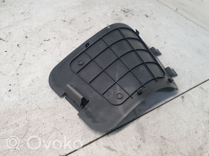 Toyota Prius (XW20) Cubierta del soporte de la lámpara de la luz trasera 6474547020