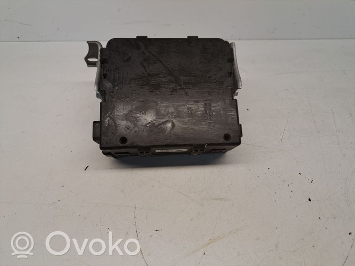 Toyota Prius (NHW20) Module de frein de stationnement 