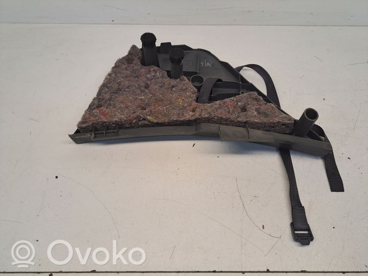 Toyota Prius (XW20) Garniture latérale de console centrale arrière 5841747010