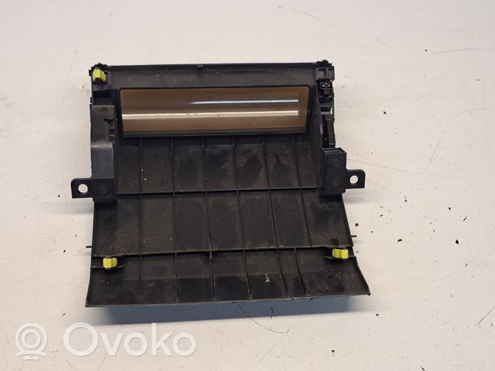 Toyota Prius (XW20) Rivestimento del pannello 5542047010