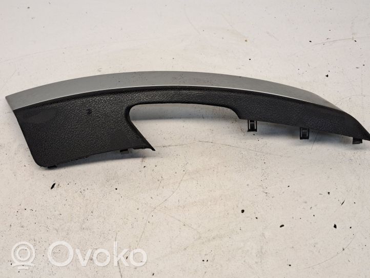 Toyota Auris E180 Rivestimento della maniglia interna per portiera anteriore 7464002020