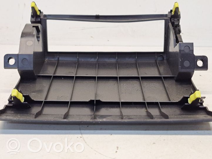 Toyota Prius (XW20) Rivestimento del pannello 5542047010