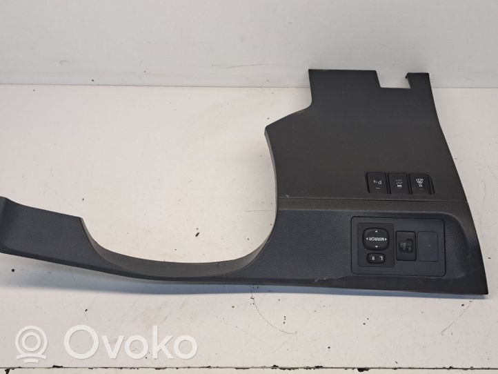 Toyota Verso Rivestimento estremità laterale del cruscotto 555450F030