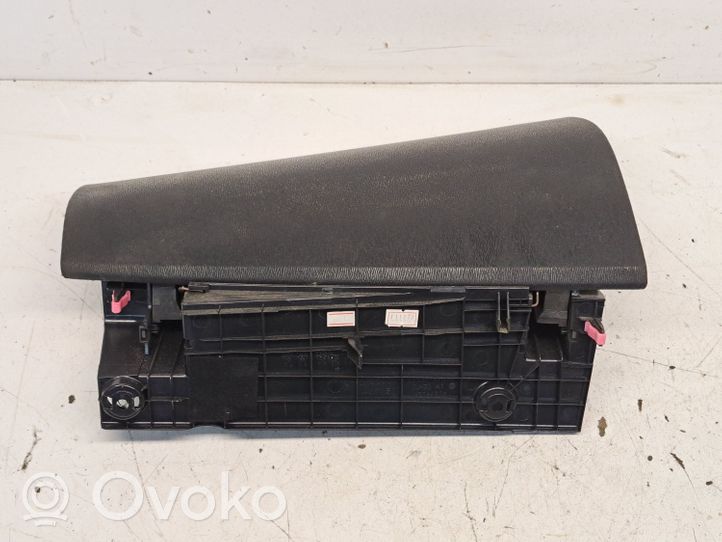 Toyota Prius (XW20) Tapa/cubierta de la guantera 5553147050