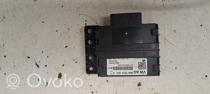 Volkswagen Golf VI Power management control unit 3AA919041A