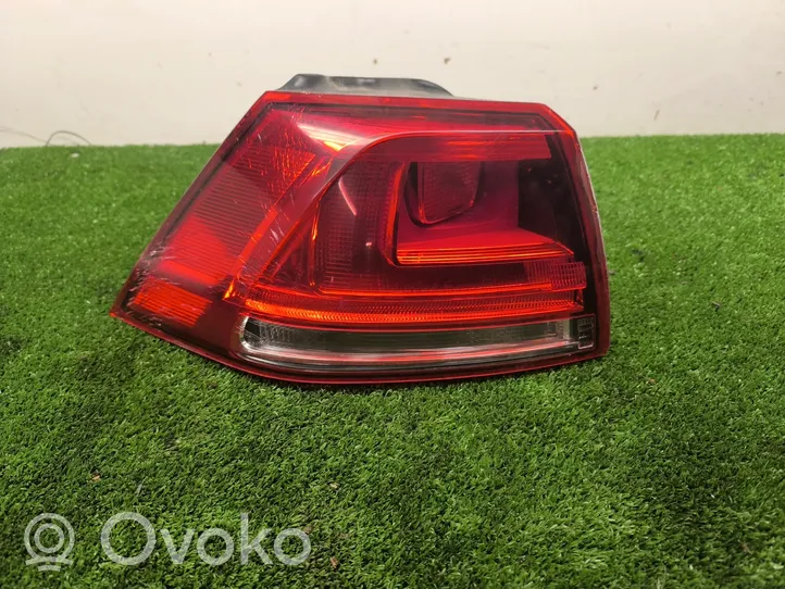 Volkswagen Golf VII Lampa tylna 5G0945095