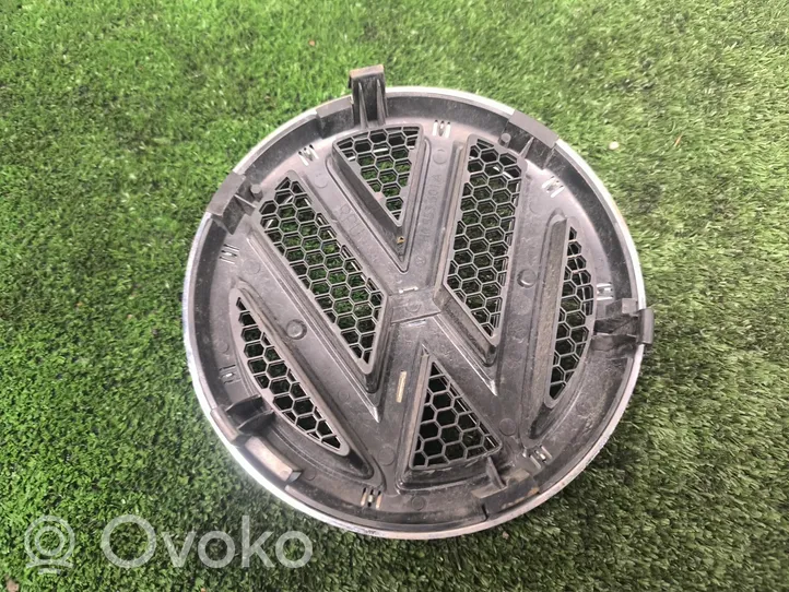 Volkswagen Amarok Gamintojo ženkliukas 2H0853601A