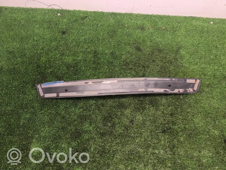 Audi A5 Sportback 8TA Takaoven kynnyksen suojalista 8T8853374A