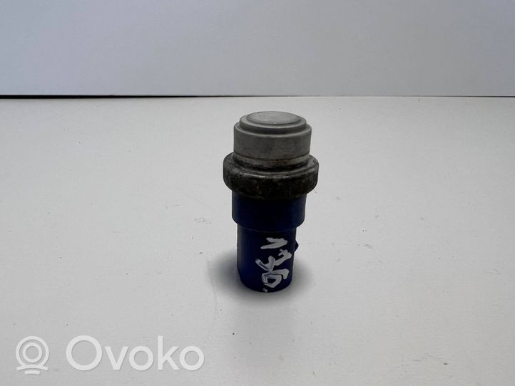 Volkswagen PASSAT B5.5 Sensore temperatura del liquido di raffreddamento 8D0959481B