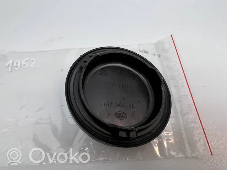 Opel Astra J Osłona żarówki lampy przedniej 14735400