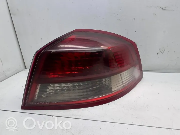 Renault Vel Satis Rear/tail lights 8200384032