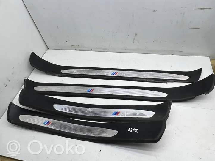 BMW 5 E60 E61 Rivestimento anteriore minigonna laterale 7898147