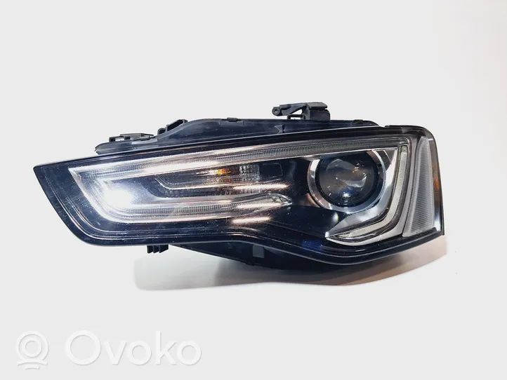 Audi S5 Lampa przednia 8T0941005D