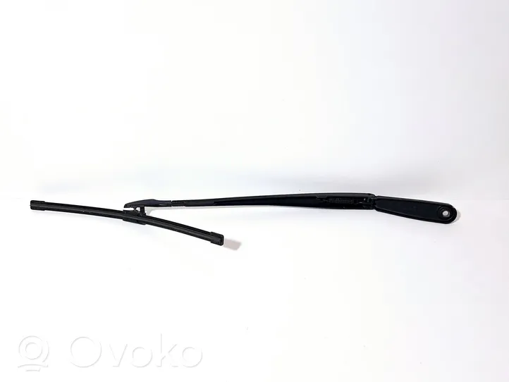 BMW 5 F10 F11 Windshield/front glass wiper blade 61617203156