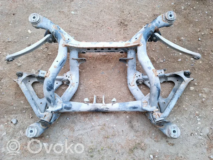 Volkswagen Touareg I Berceau moteur 7L0500041