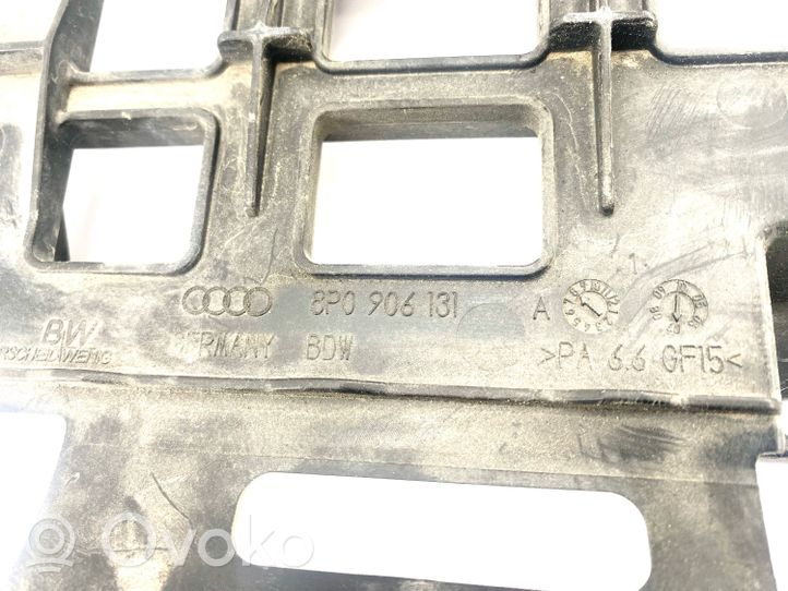 Audi A3 S3 A3 Sportback 8P Другая деталь отсека двигателя 8P0906131