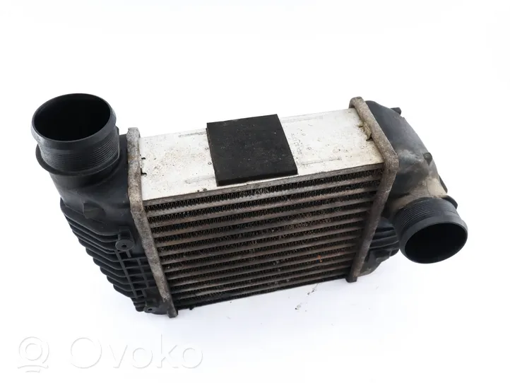 Audi A6 Allroad C6 Chłodnica powietrza doładowującego / Intercooler 4F0145806R