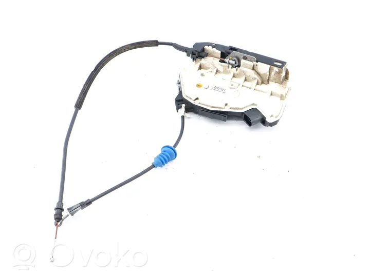 Volkswagen PASSAT CC Rear door lock 5N0839016B