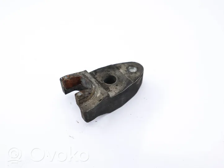 Audi A6 S6 C7 4G Abrazadera del inyector de combustible 059216J