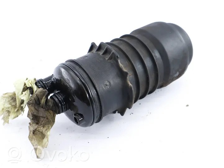 Audi A6 S6 C6 4F Halterung Ölfilter / Ölkühler 78558686