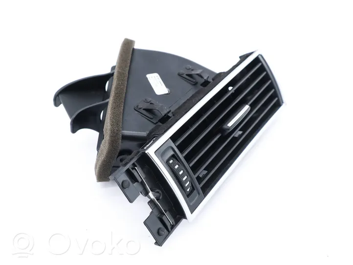 Audi A6 S6 C6 4F Moldura protectora de la rejilla de ventilación lateral del panel 4F1820902D