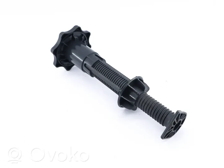 Audi A6 S6 C6 4F Spare wheel bolt 8E0804899