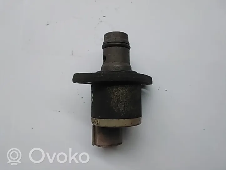 Opel Astra J Valve vacuum 