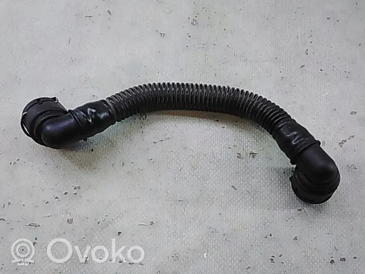 Opel Astra J Sfiato/tubo di sfiato/tubo flessibile 55556495