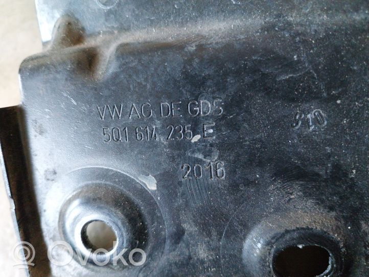 Volkswagen PASSAT B8 ABS pump bracket 5Q1614235E