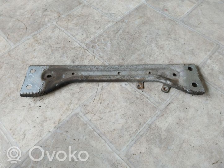 Volkswagen PASSAT B8 Muffler mount bracket/holder 5Q0804421B