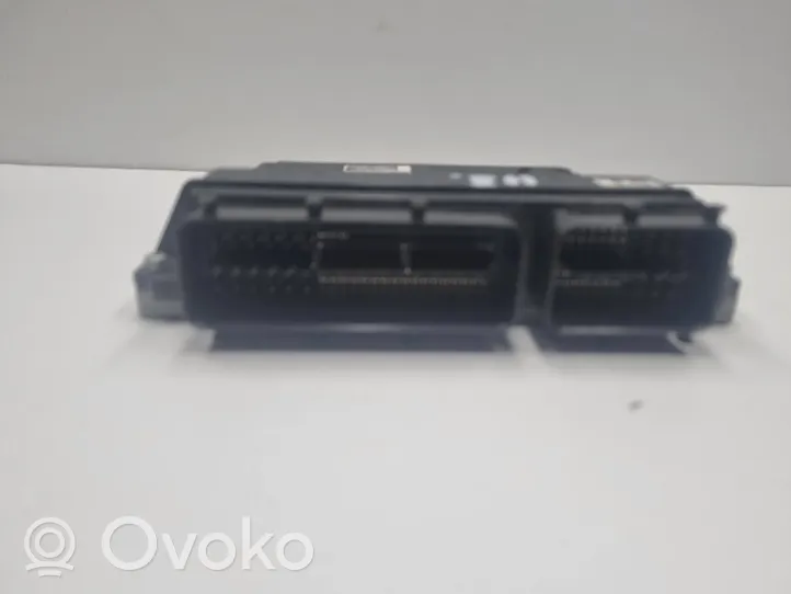 Toyota RAV 4 (XA30) Sterownik / Moduł ECU 8966142D30