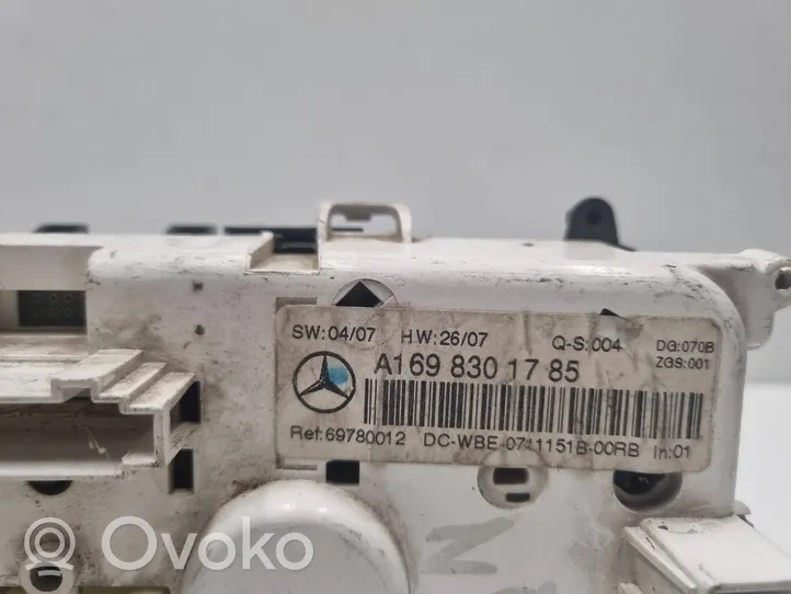 Mercedes-Benz A W169 Ilmastoinnin ohjainlaite A1698301785