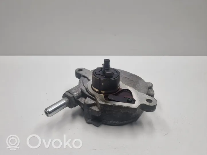 Mercedes-Benz C W203 Vacuum pump A2712301065