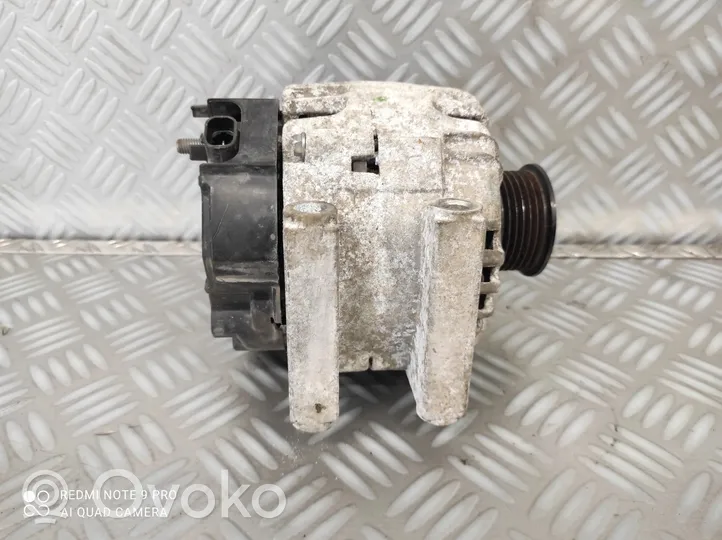 Opel Mokka B Generatore/alternatore 13586366