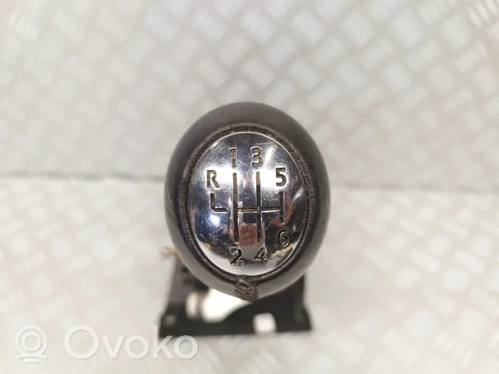 Opel Vivaro Gear shifter/selector 