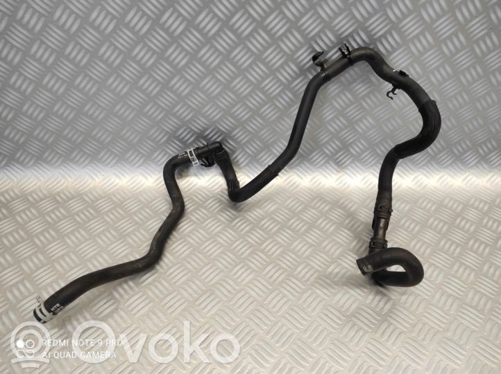 Ford Focus Tuyau de liquide de refroidissement moteur, 61.18 € OVOKO