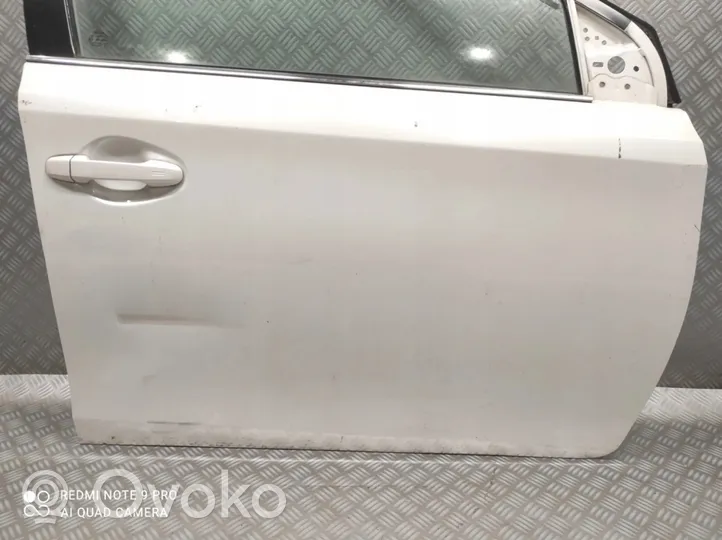 Toyota Auris E180 Porte avant 